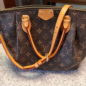 Louis Vuitton crossbody